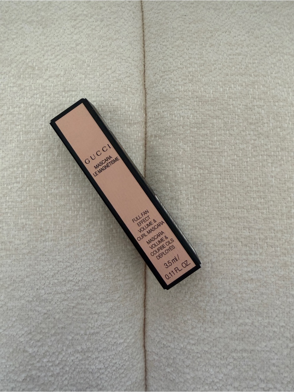 Gucci Le Magnétisme Volumizing Mascara Sample